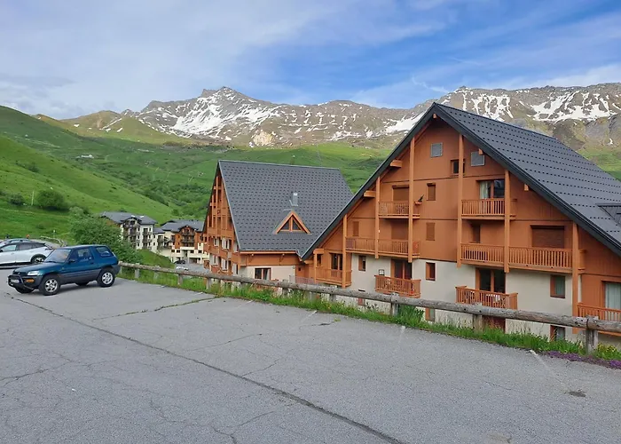 2 Pieces Sur Les Hauteurs De Saint-Francois-Longchamp